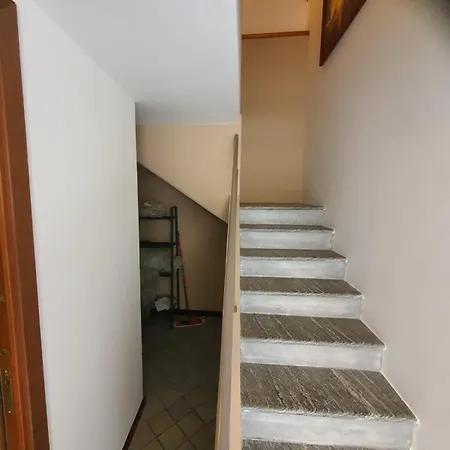 Deby House *
