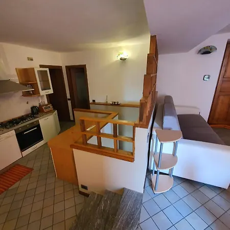 Deby House Apartman Oggebbio