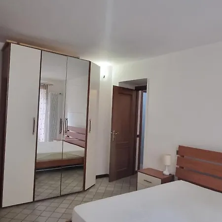 Deby House Διαμέρισμα Oggebbio