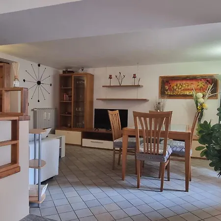 Deby House *