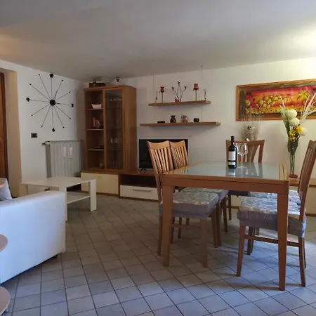 Διαμέρισμα Deby House Oggebbio