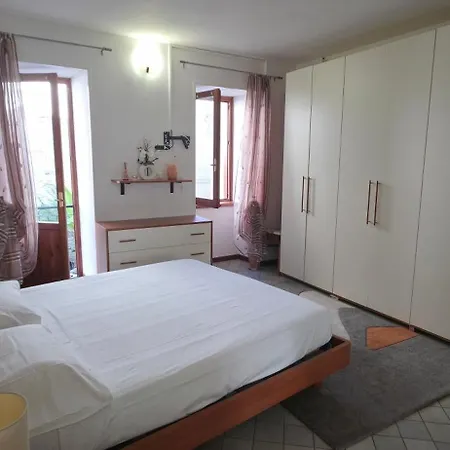 Διαμέρισμα Deby House *