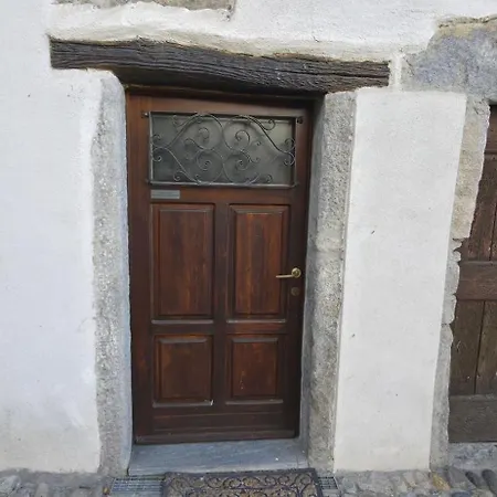 Διαμέρισμα Deby House *