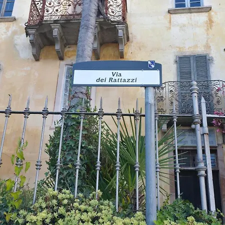 Διαμέρισμα Deby House Oggebbio