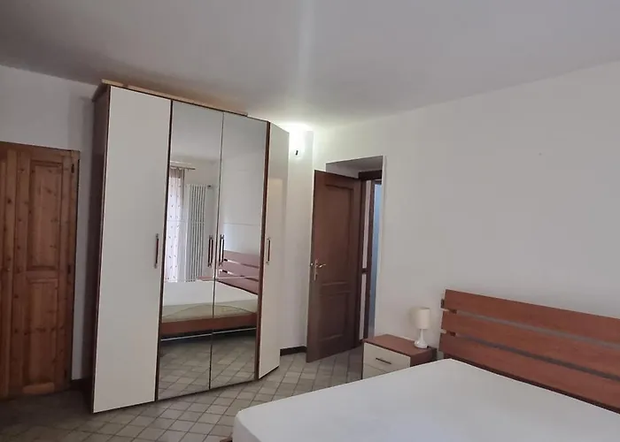 Deby House Apartment Oggebbio